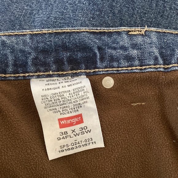 Wrangler Men’s fleece lined carpenter jeans - Picture 8 of 8